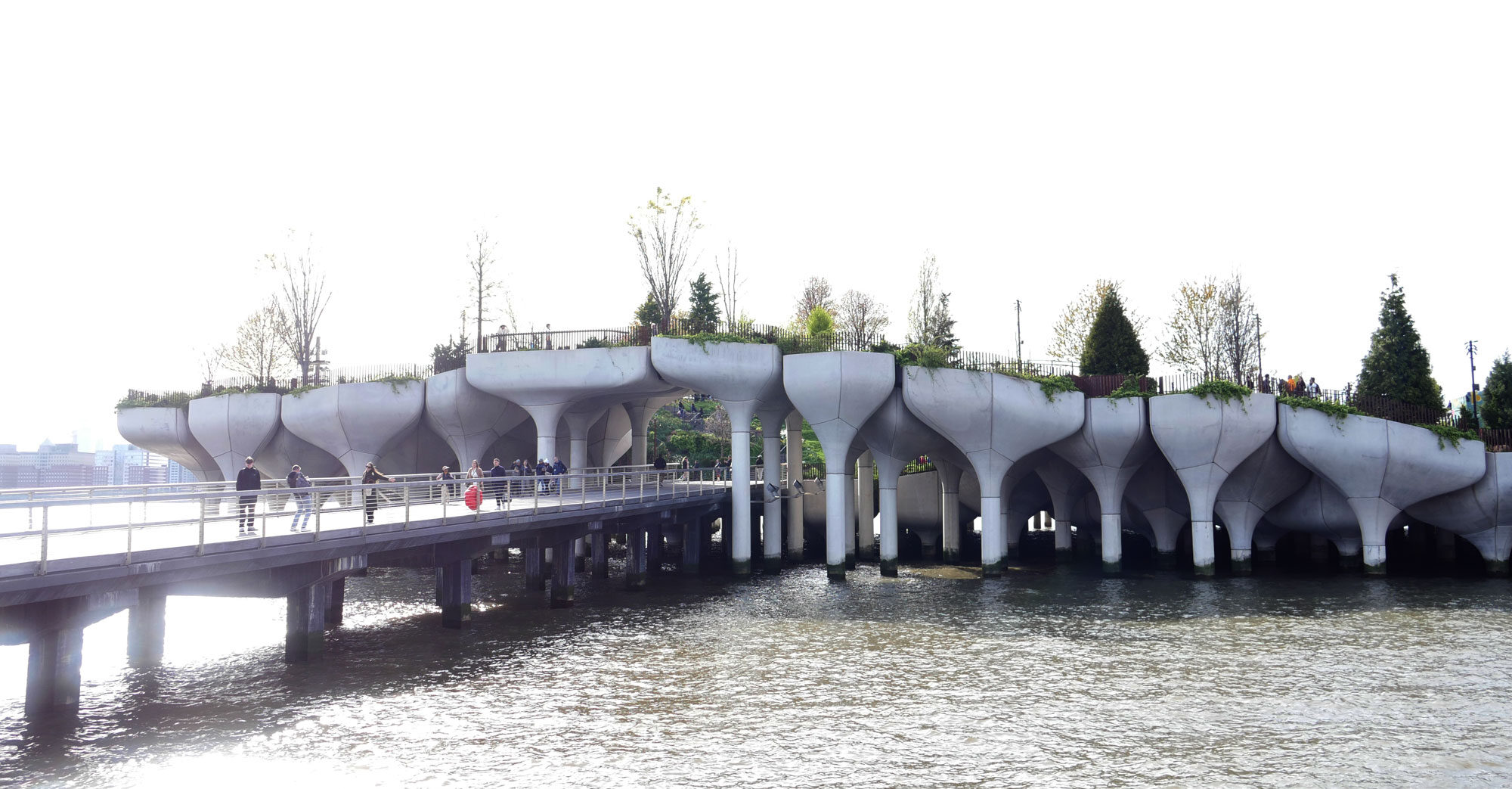 Poročanje z rezidence v New York City, 14. maj